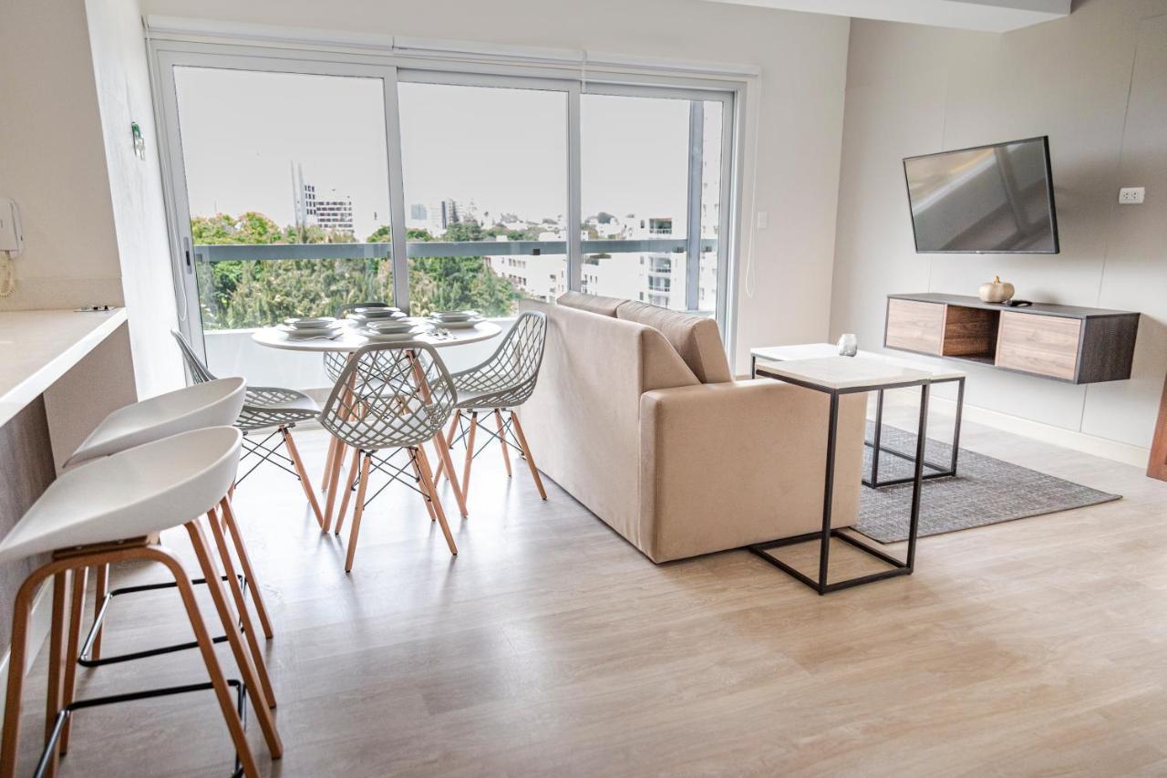 Trendy Host 360° Miraflores Apartment Lima Bagian luar foto